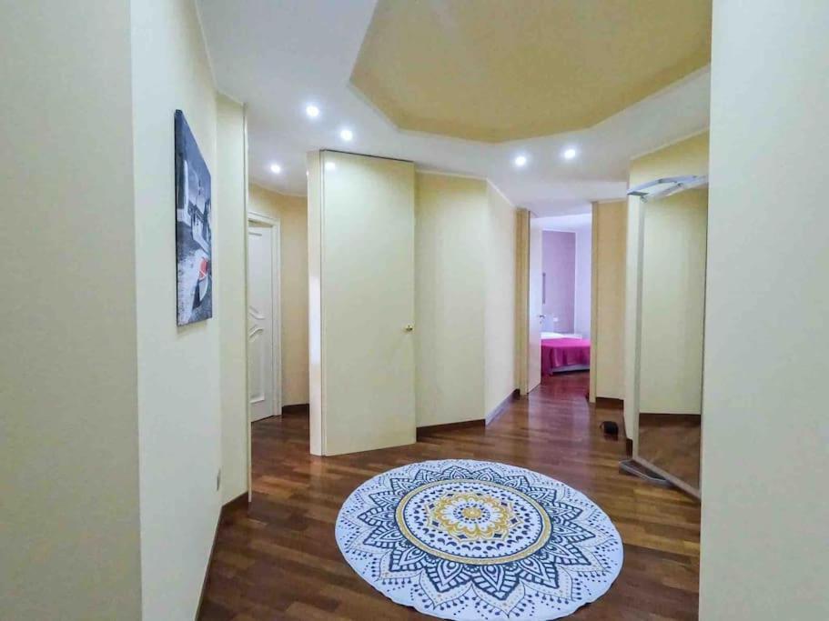 Appartamento Grazioso Con Parcheggio Privato Piacenza Buitenkant foto